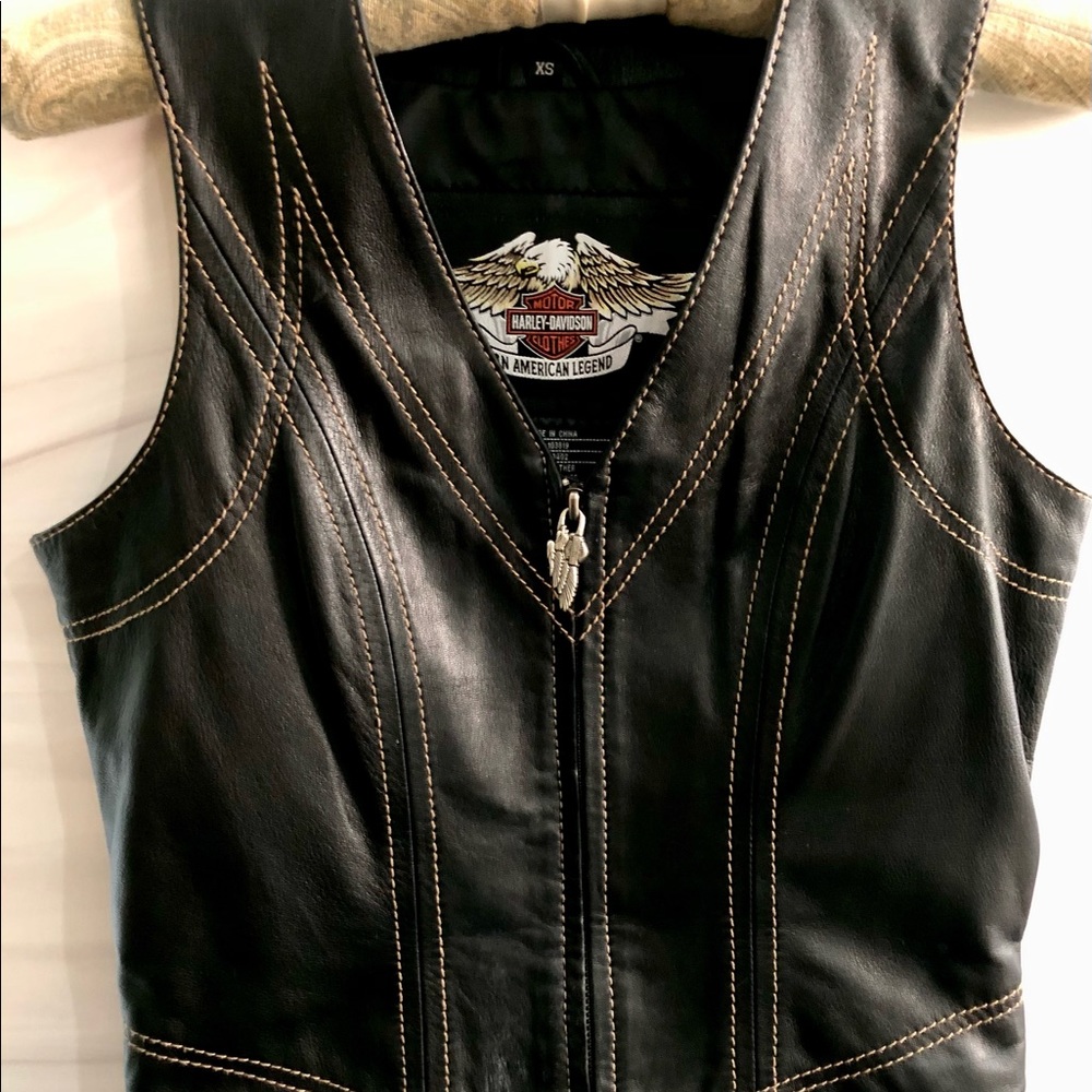 Harley Davidson Women’s leather vest. XS/Excellent